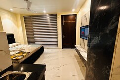 Wonderstays 3BHK Ranjit Avenue, Amritsar