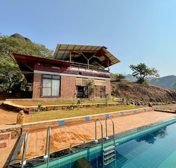 Swimming Pool 1