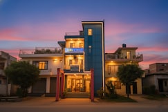 FabHotel JP International, Lucknow