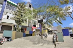 Hotel The Grand Sitapuri, Delhi