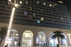 Singh Premium Stay, Lucknow