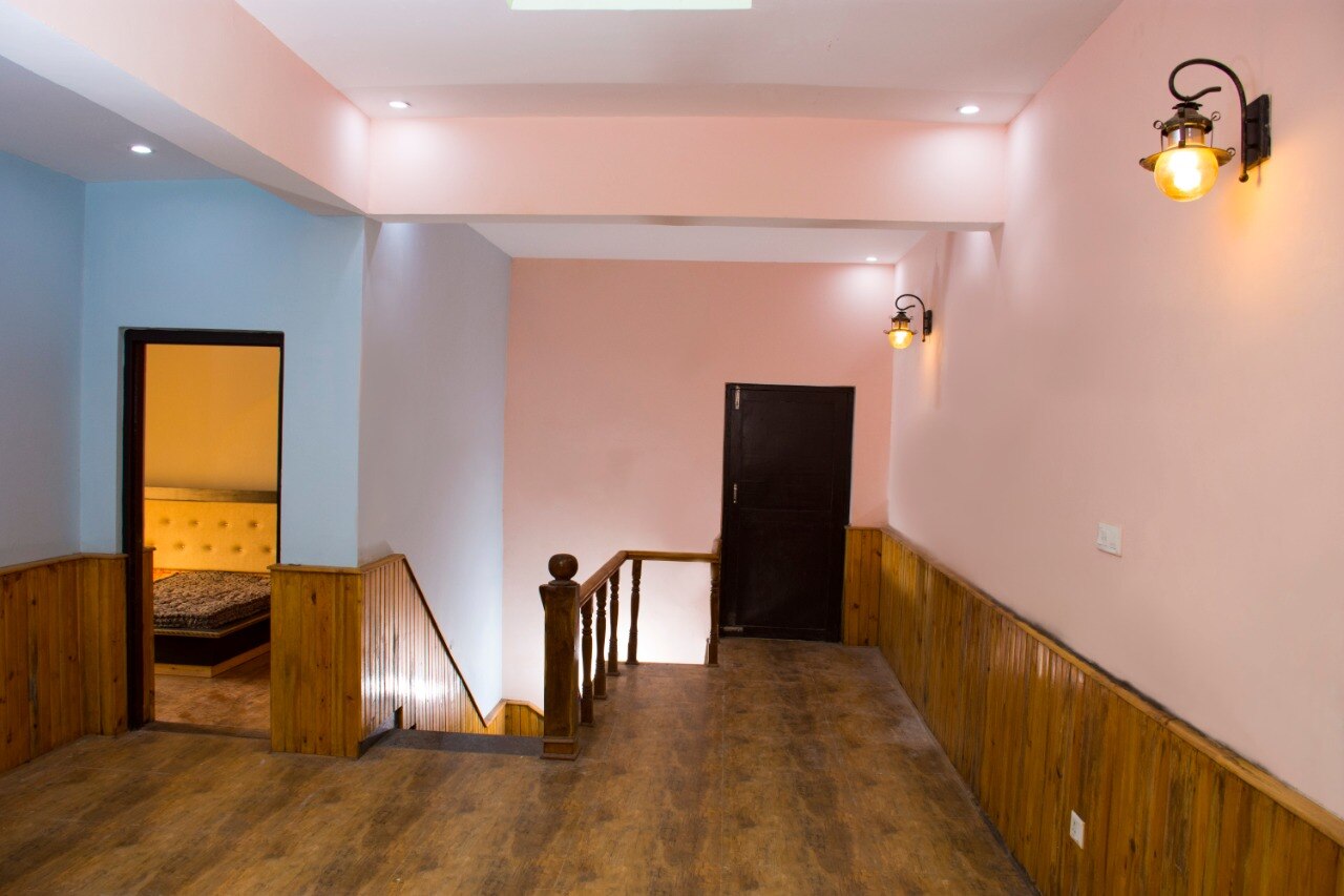 Pandey Homestay - Tap to explore photos