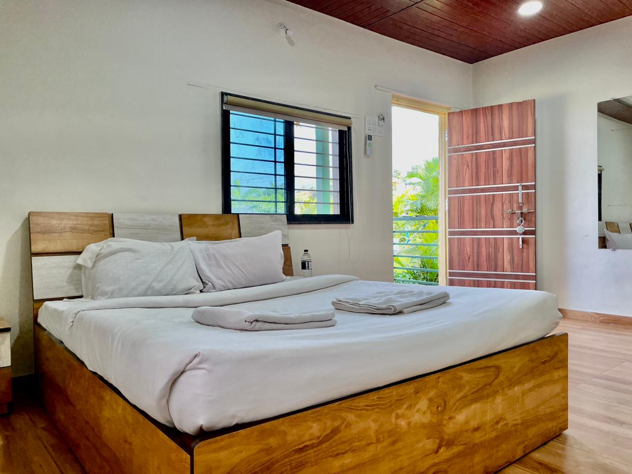 Casa Green Restaurant & Resort 2
