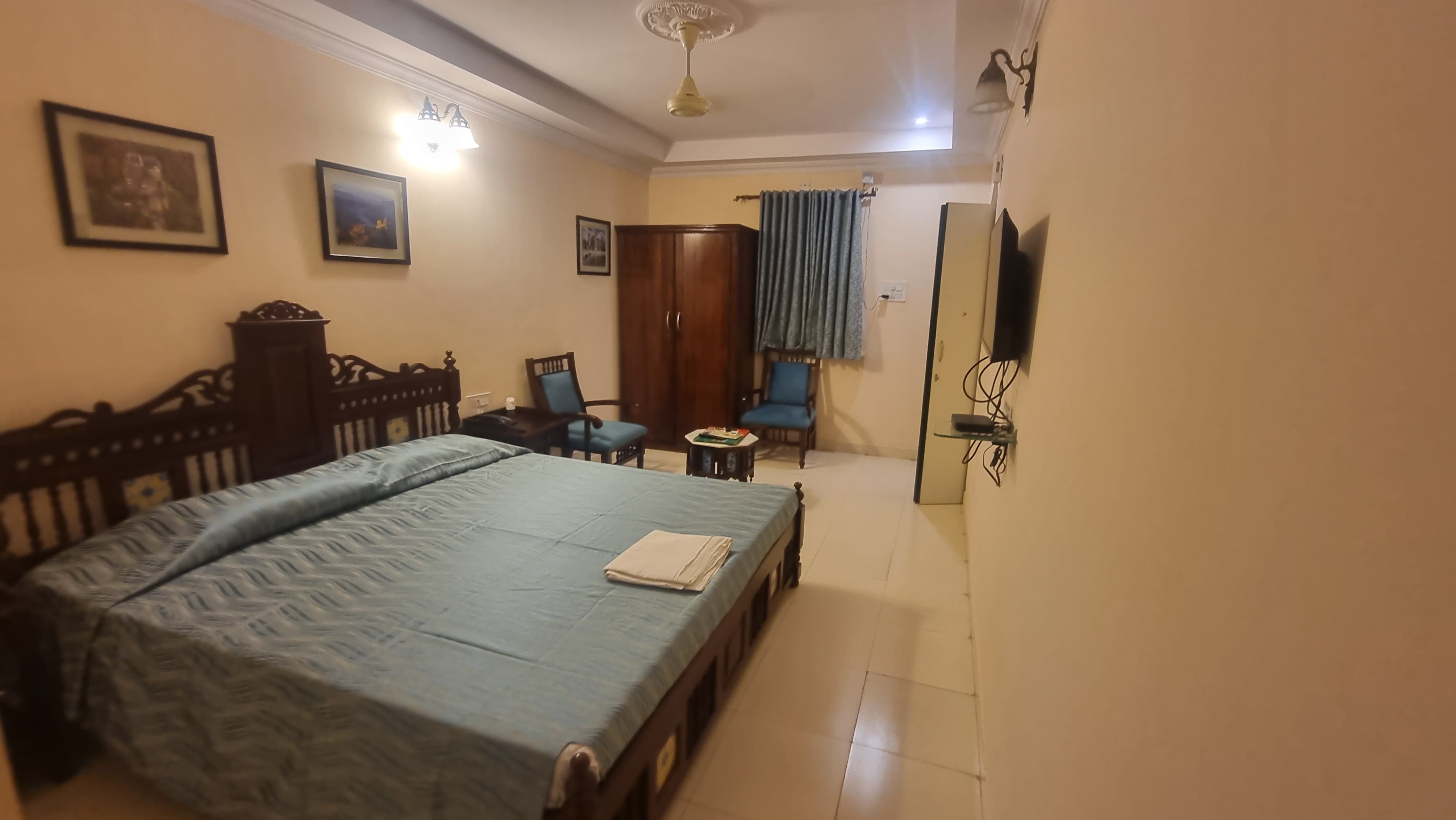 Hotel Narayani- The Heritage hotel - Tap to explore photos