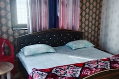 Yeshasvi homestay, Tharali