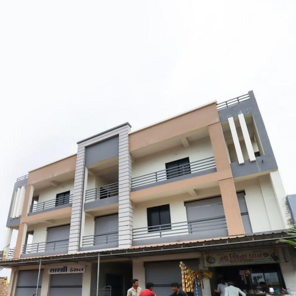 Hotel Sarthi - Tap to explore photos