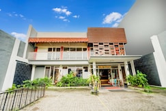 Hotel O Siwalankerto Near Surabaya Carnival, Surabaya