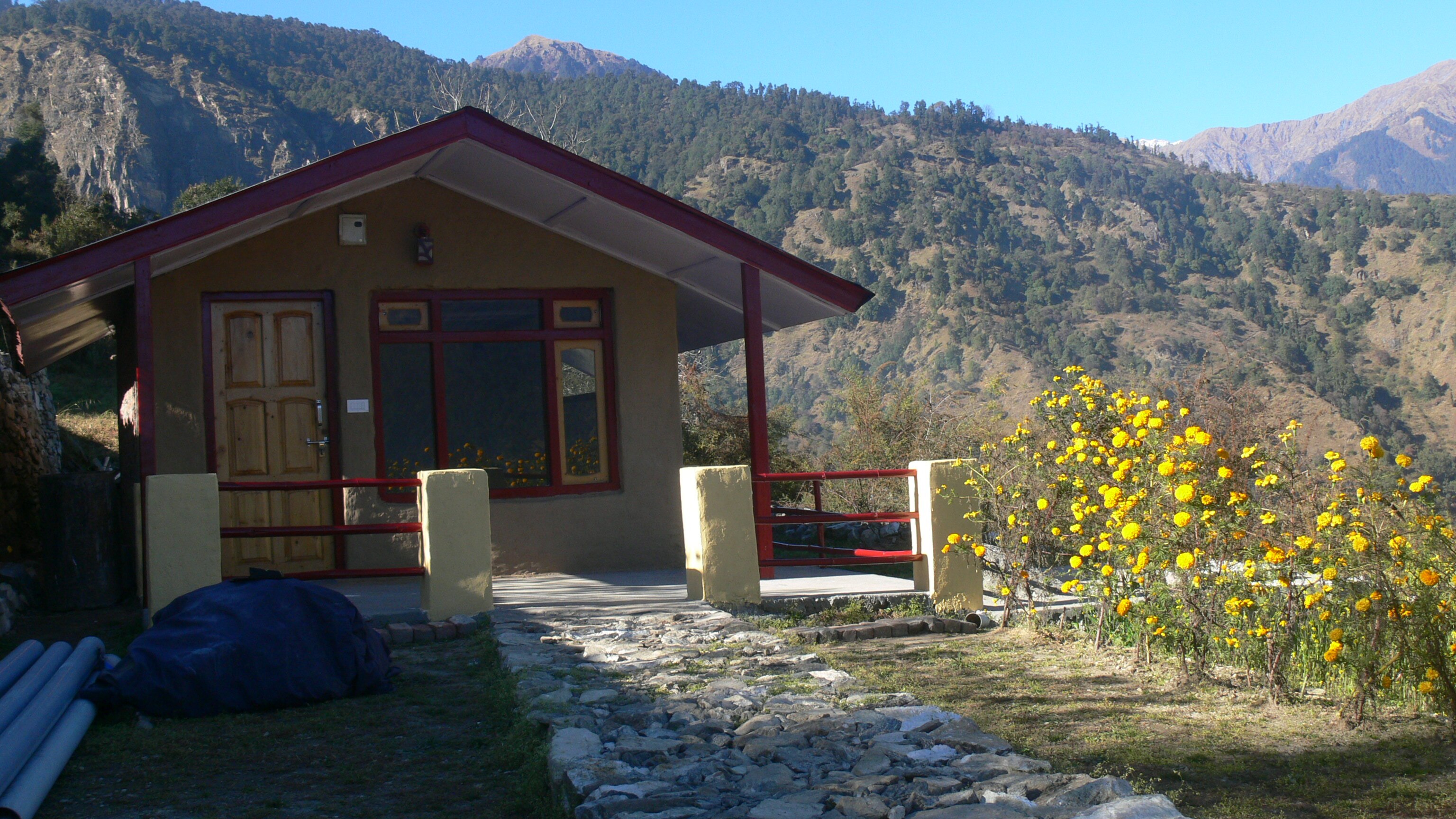Raithal Retreat - Tap to explore photos