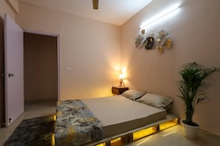 Cozy Hideout 107   Spacious 2BHK in Gurugram, Gurgaon