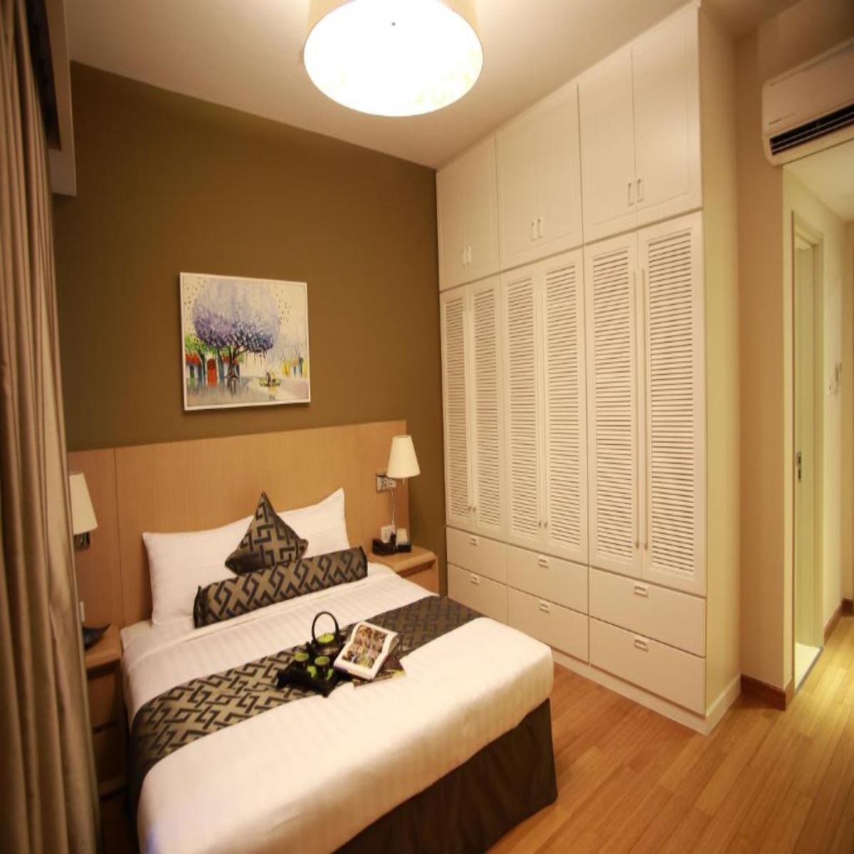 Somerset Ho Chi Minh City Hotel - Tap to explore photos