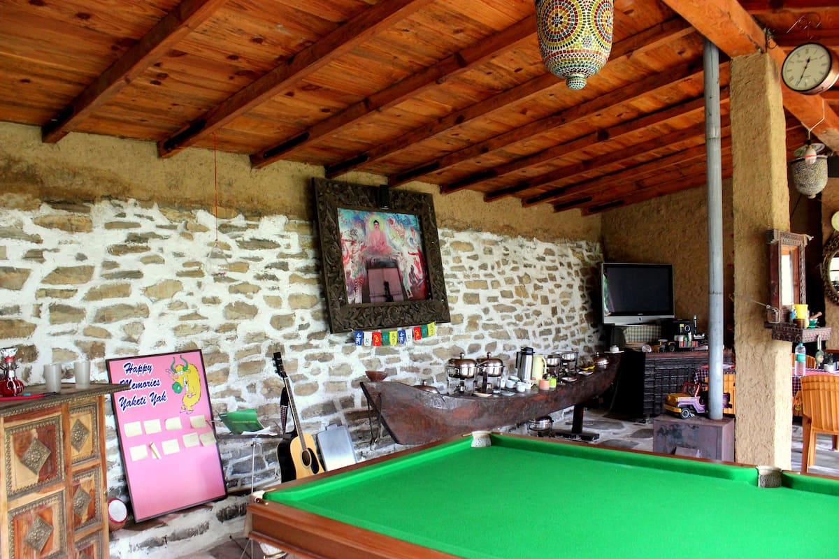 Surreal Views | Quaint Cottage in Mukteshwar - Tap to explore photos