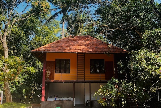 Swastha Premium Hutstay 2BH