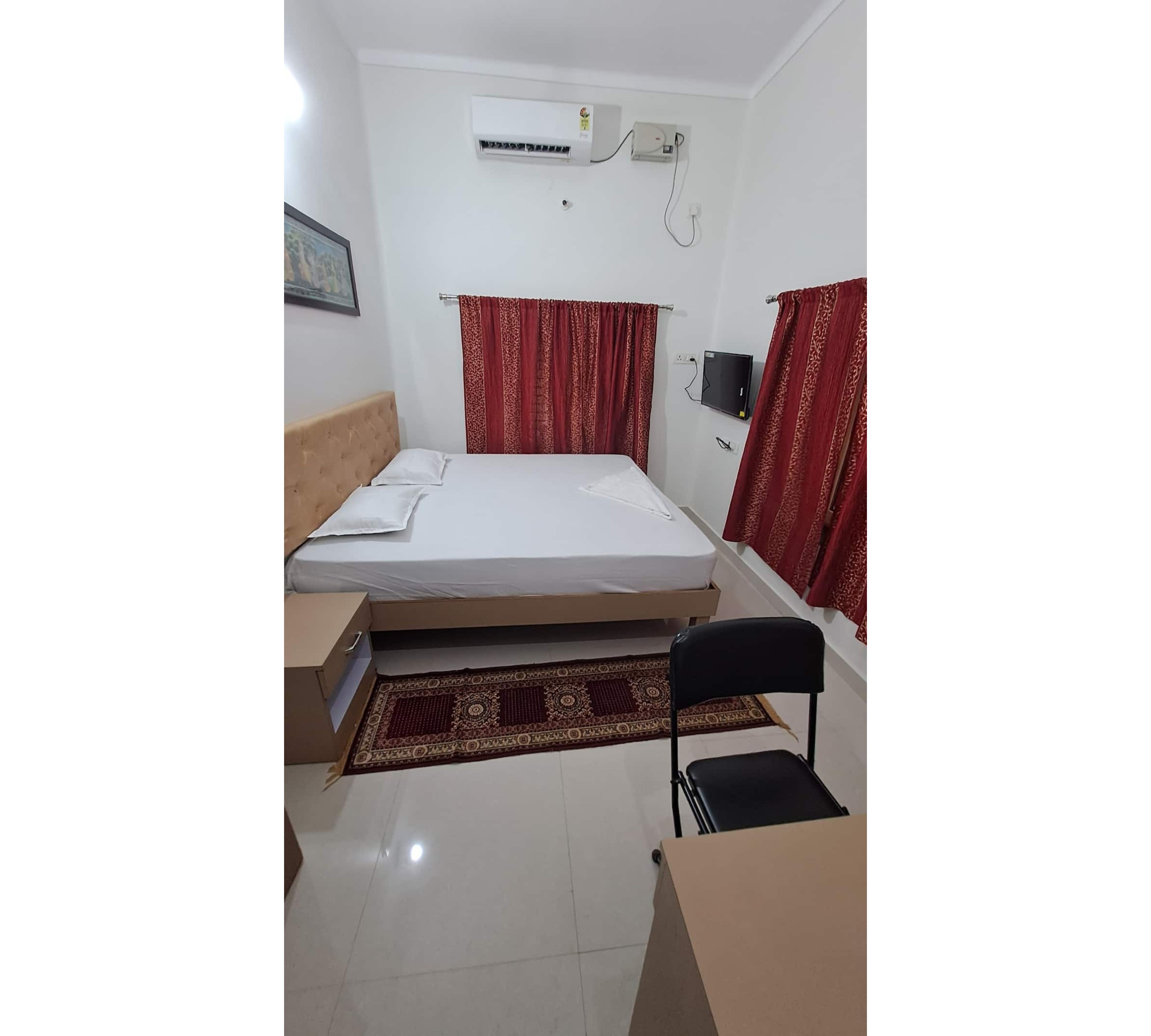 Lovely Apartment on Assi Ghat - Tap to explore photos