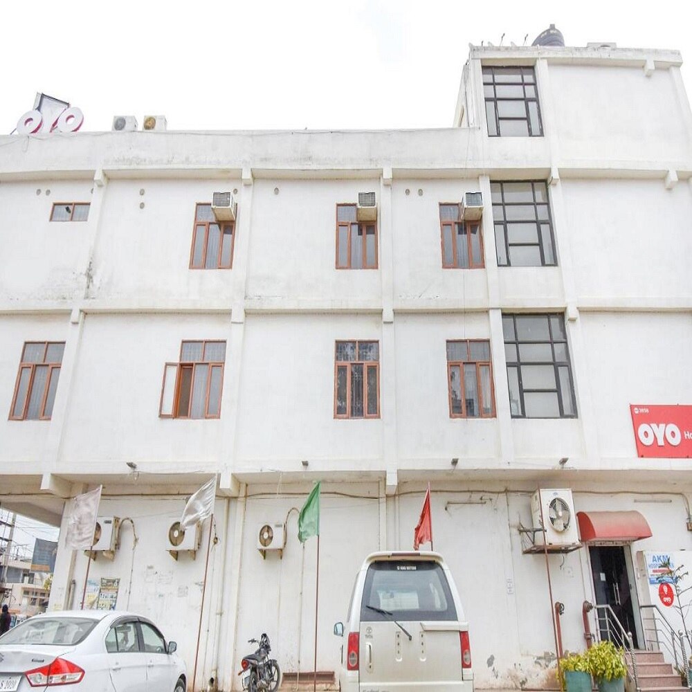 Hotel Starlite A Unit of AKM Hospitalities - Tap to explore photos