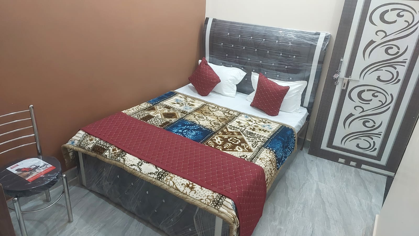 POOJA GUEST HOUSE - Tap to explore photos
