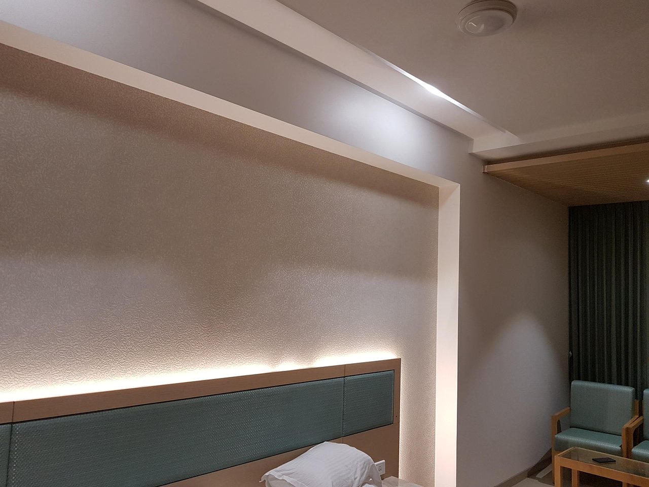 VAINAAV BOUTIQUE HOTEL - Tap to explore photos