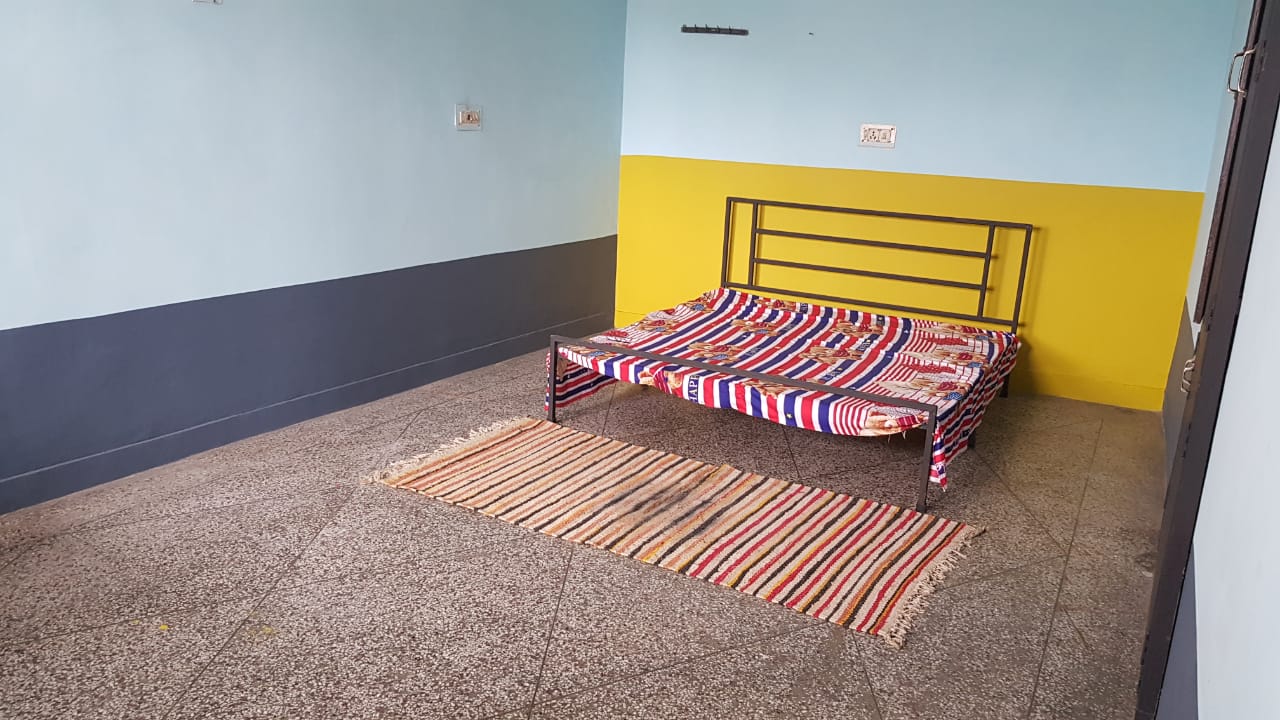 Narain Niketan apartments - Tap to explore photos