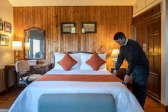 V are Family Bliss Cottage | 3BHK hilltop villa with sundeck, Nainital