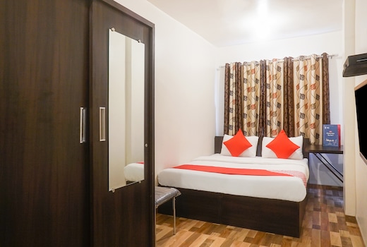 Super Hotel O River View Near Shaniwar Wada