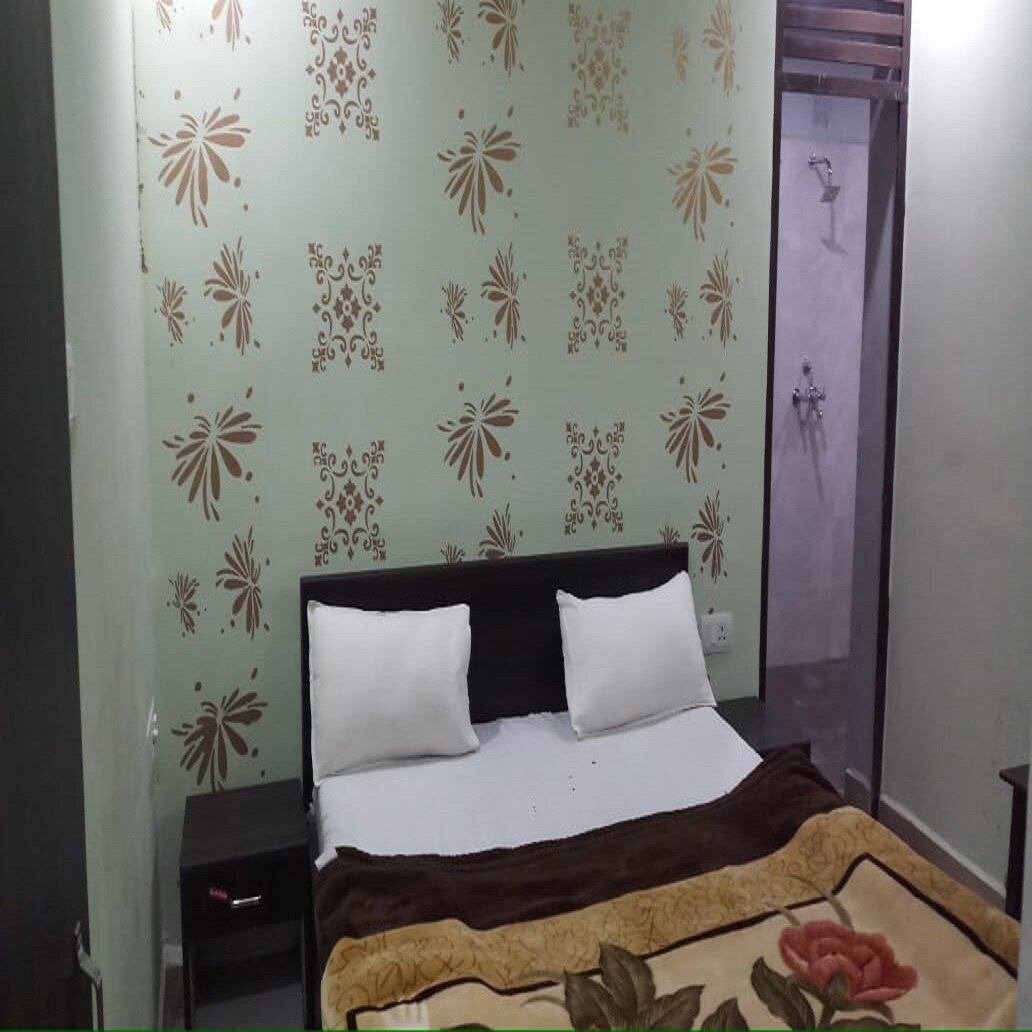 Satyam Hotel - Tap to explore photos