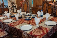 Islamabad houseboat, Srinagar