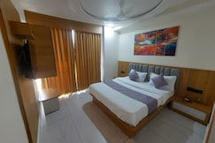 HOTEL R K VILLA, Ahmedabad