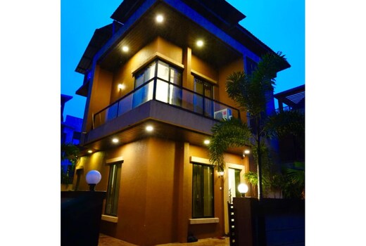 Steppe House By Sharma Realty