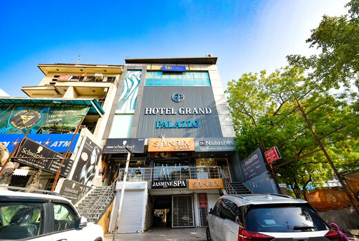 FabHotel Grand Palazzo Paschim Vihar