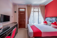 OYO Collection O 1032 Rahayu Residence Syariah, Cirebon