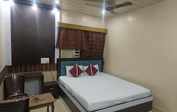 Double Bed AC Room