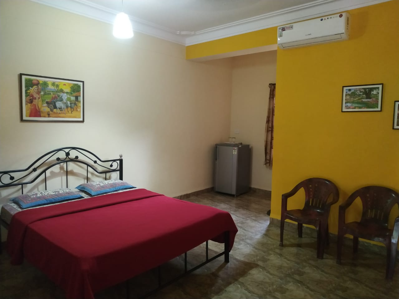 Curries Homestay Calangute - Tap to explore photos