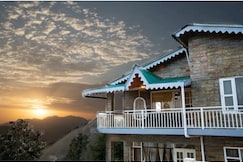 House on the Ridge, Naukuchiatal