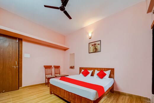Hotel O Crown Square