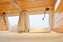 LuxTrava Room On Wheel The Luxury Caravan Puri Edition, Puri