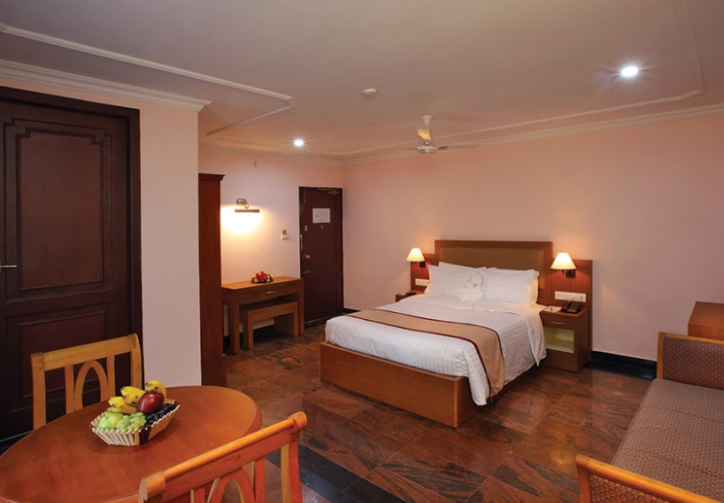Comfort Regency Hotel - Tap to explore photos