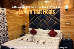 Houseboat Trambak, Srinagar