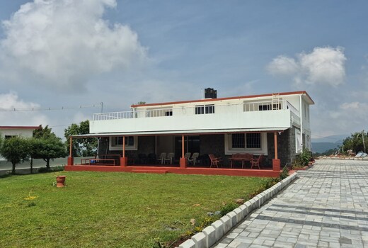 Mountain Top Holiday Home 