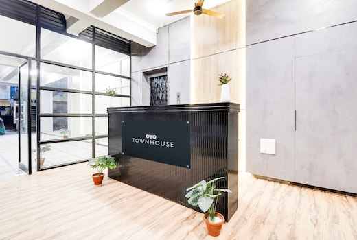 Townhouse De Alphabet Kukatpally Near Nexus Mall