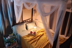 Studio Holiday ( bandra west ), Mumbai