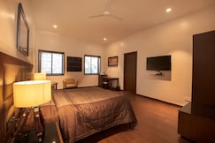 Hotel Bidar Gateway, Bidar