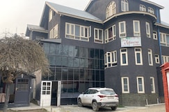 Hotel Manora Palace, Srinagar