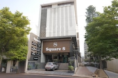 Hotel Square S, Varanasi