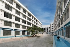 Townhouse Royal Palms Hotel - Lily Collection, Mumbai