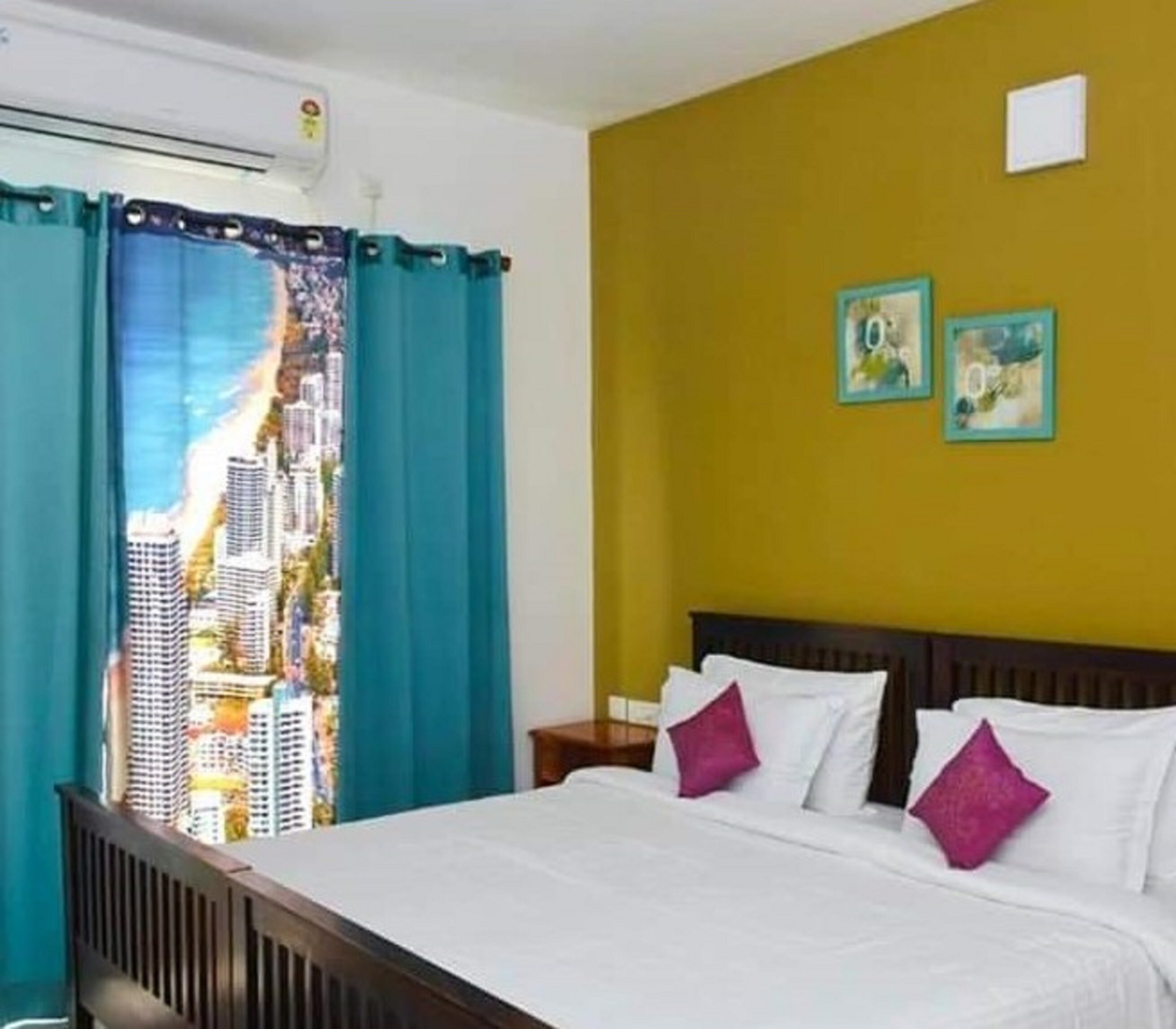 Jinal Holiday  Home - Tap to explore photos