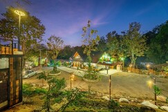 Lhong ChiangDao, Chiang Mai