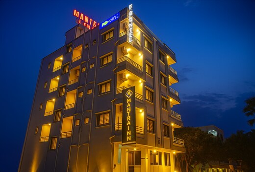 FabHotel The Mantra Inn
