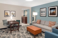 Embassy Suites Fort Myers, Lee, Florida