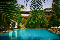 Papa Jolly Eco Resort - Near Morjim Beach, Goa
