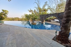 Kondan the retreat, Wadgaon