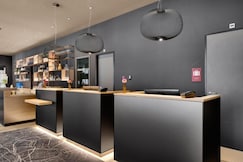 Intercityhotel Leiden, Rijnwoude